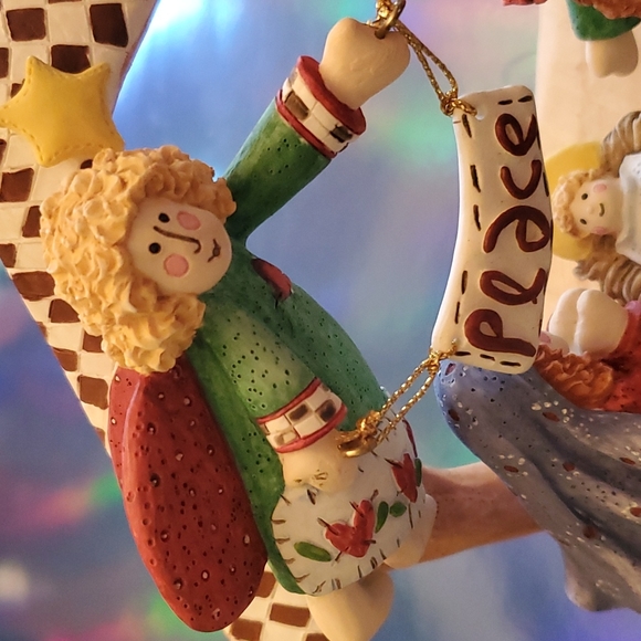 Nativity scene - Picture 3 of 7